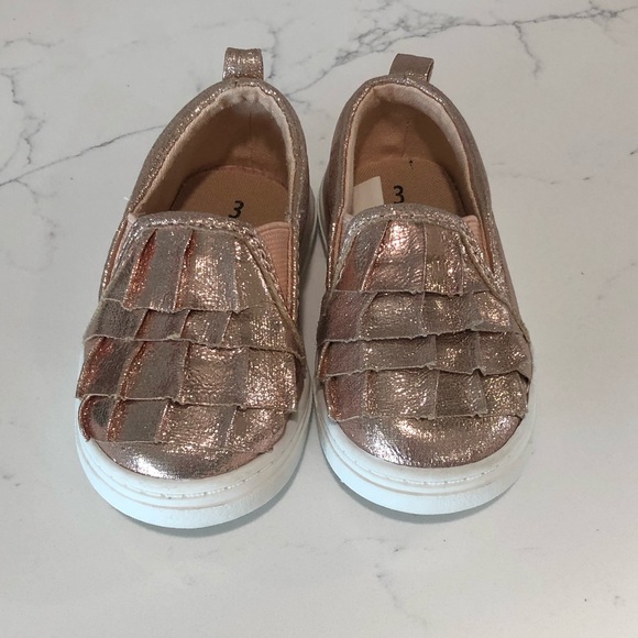 Rose gold toddler slip on shoes - Picture 2 of 4